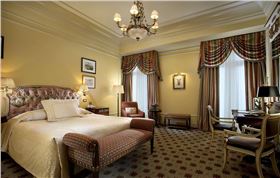 星級(jí)酒店窗簾怎么選？酒店用什么窗簾？