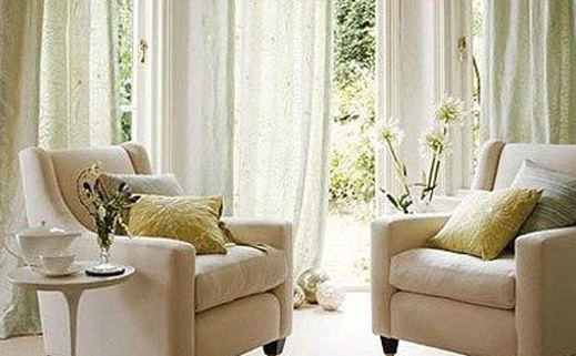 選擇窗簾色調(diào)有講究，炎炎夏日給你不一樣的清涼